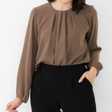 Clease[クリーズ] 　衿タックプルオーバーブラウス＜8019＞